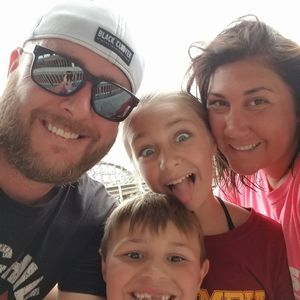 Meet your Posher, Schuyler